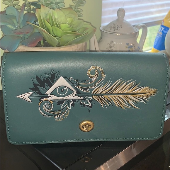 Coach Handbags - Coach tattoo dinky crossbody